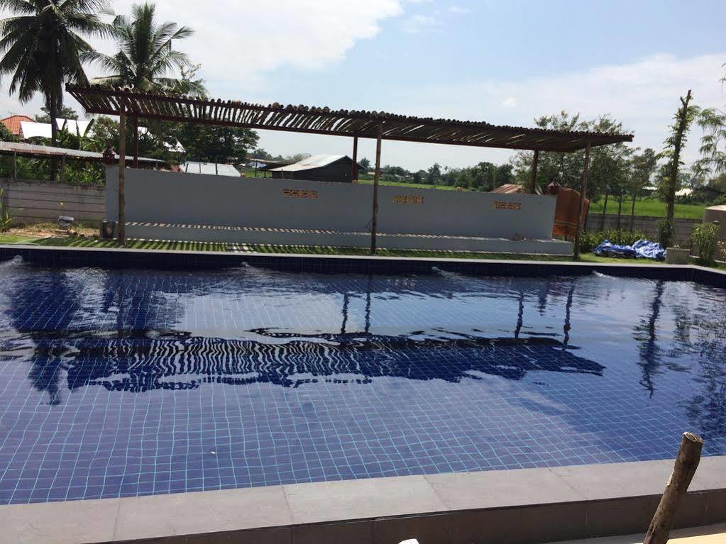 Nadee Resort أودون ثاني المظهر الخارجي الصورة